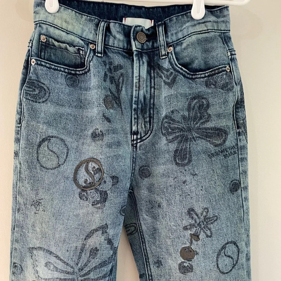 BDG Urban Outfitters Butterfly Embroidered Doodle Wash Cowboy Jeans - Size 25 - Picture 5 of 14